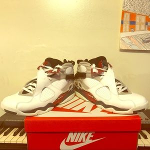 Jordan 8 Bugs Bunny (2013 Release)